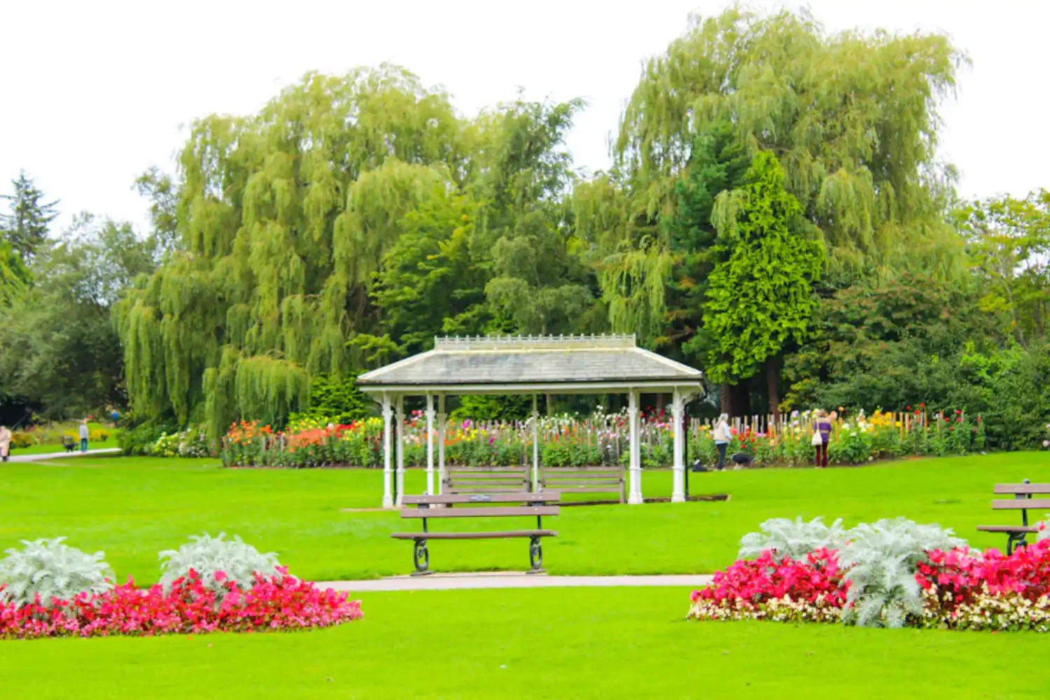 Harrogate Valley Gardens image 3