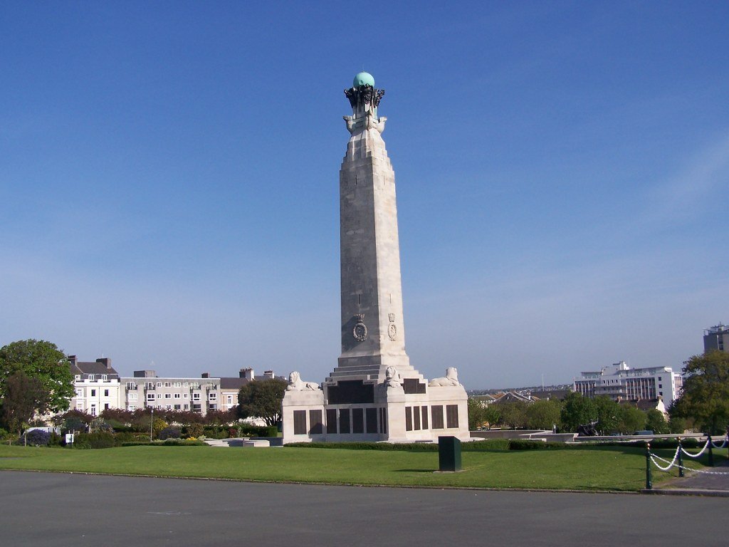 Plymouth Hoe image 2
