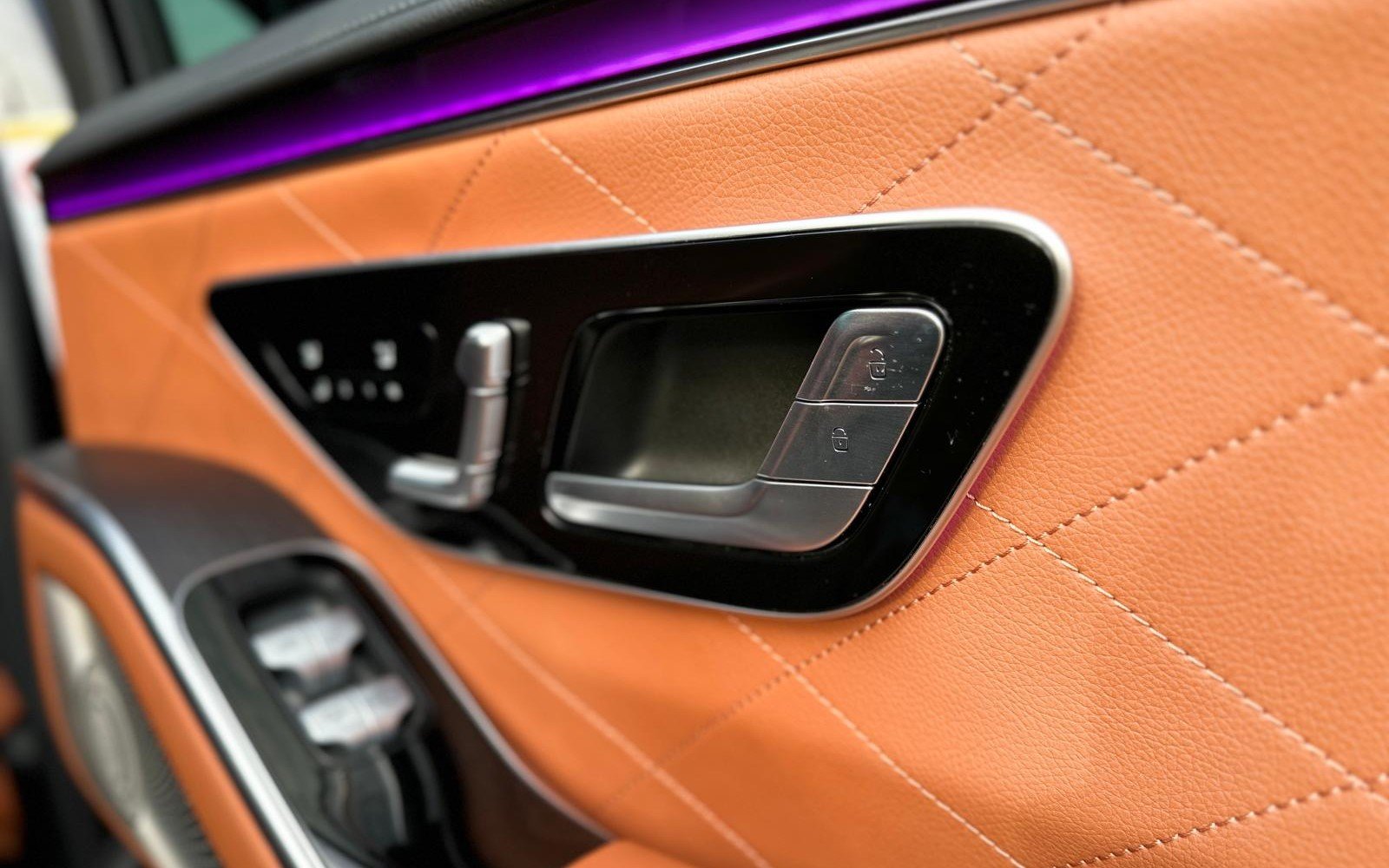 Mercedes S-Class (New First)