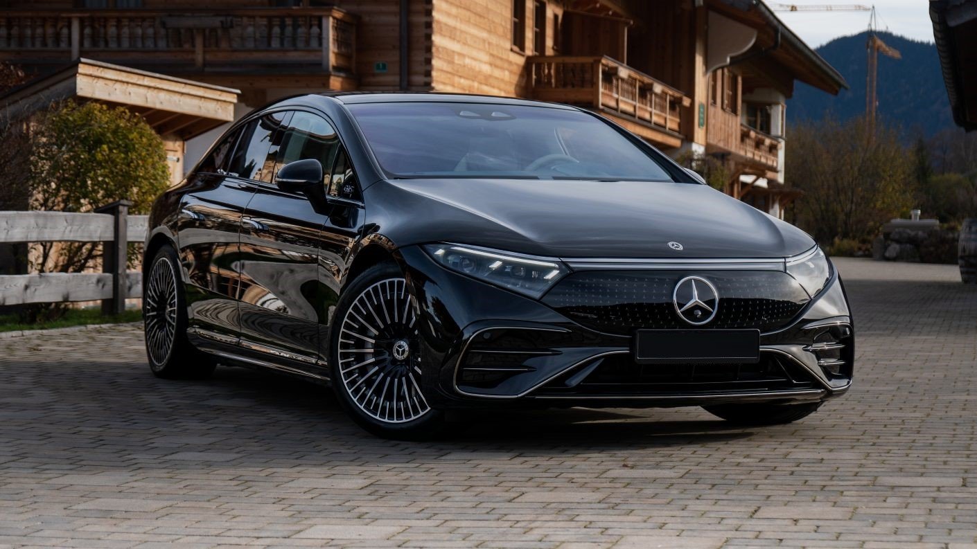 Mercedes Benz EQS